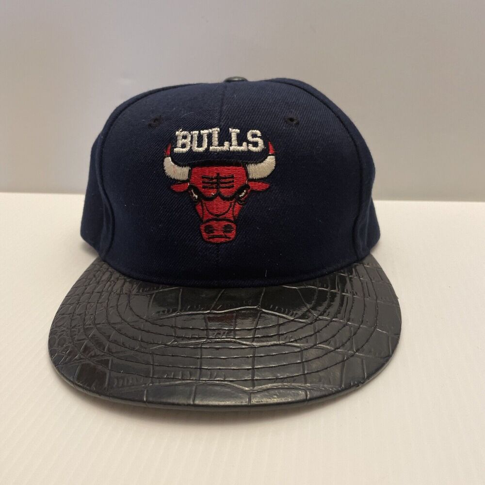 Chicago Bulls SnapBack Hat.